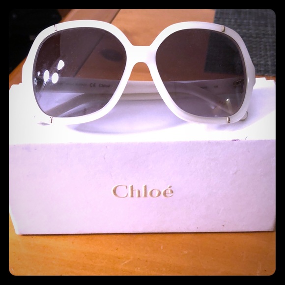 black reading glasses